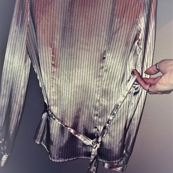 SO satin striped long sleeve button down - Picture 4 of 5